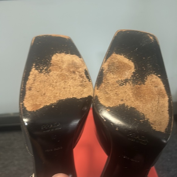 Prada late 90’s ankle strap heel - Picture 4 of 5